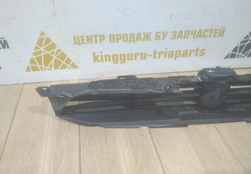 Жалюзи воздуховода нижние бу BMW X3 G01 OEM 51137497231 Жалюзи воздуховода нижние бу BMW X3 G01 OEM 51137497231