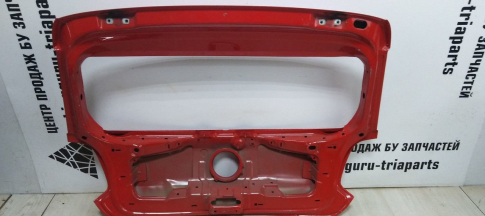 Крышка багажника Volkswagen Polo oem 6R6827025C (скл-3)
