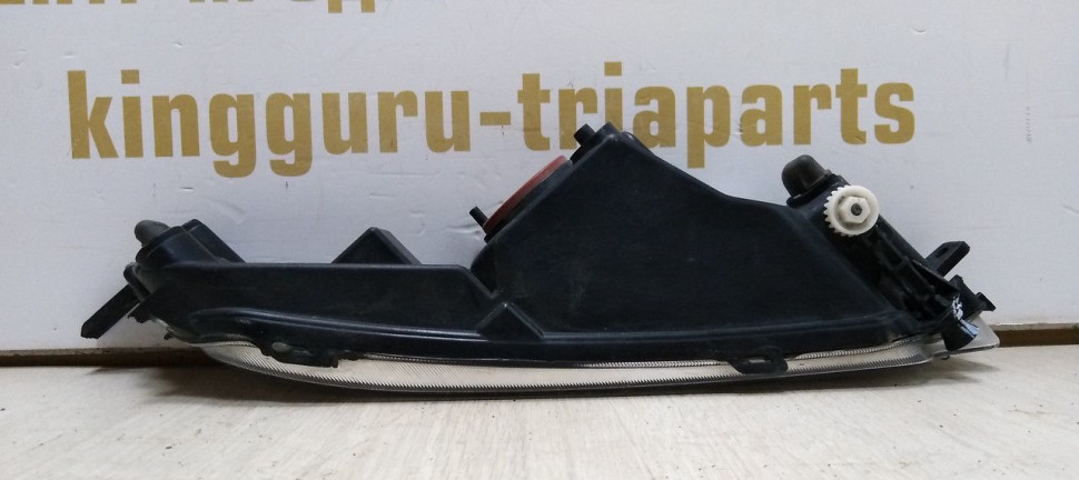 Противотуманная фара правая Volkswagen Passat B8 15-19 oem 3g0941662l Противотуманная фара правая Volkswagen Passat B8 15-19 oem 3g0941662l