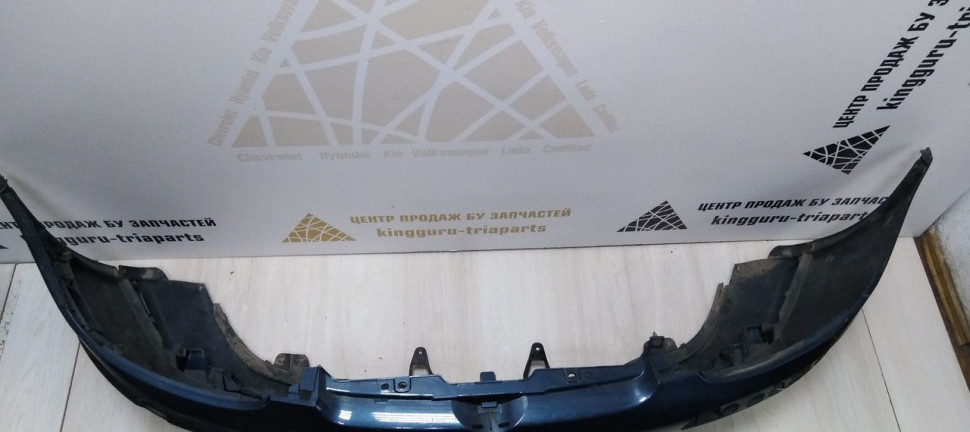 Бампер передний Volkswagen Golf 5 03-09 oem 1K0807217M Бампер передний Volkswagen Golf 5 03-09 oem 1K0807217M