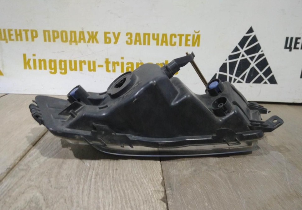 Фара противотуманная левая бу Skoda Octavia A7 OEM 5E0941699