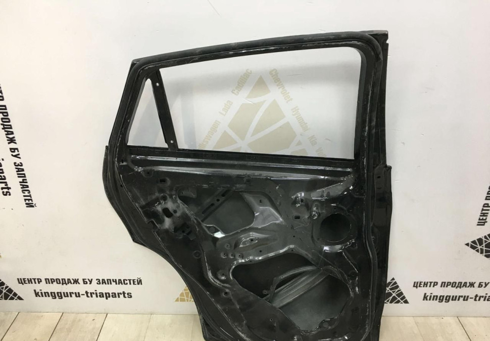 Дверь задняя левая BMW X6 F16 OEM 41517386743