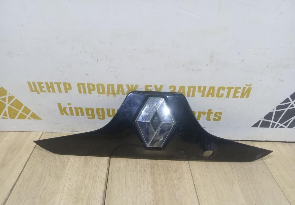 Накладка крышки багажника бу Renault Koleos OEM 90810JY00A