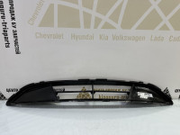 Решетка переднего бампера Hyundai Grandeur 5 2011 OEM 865613V100
