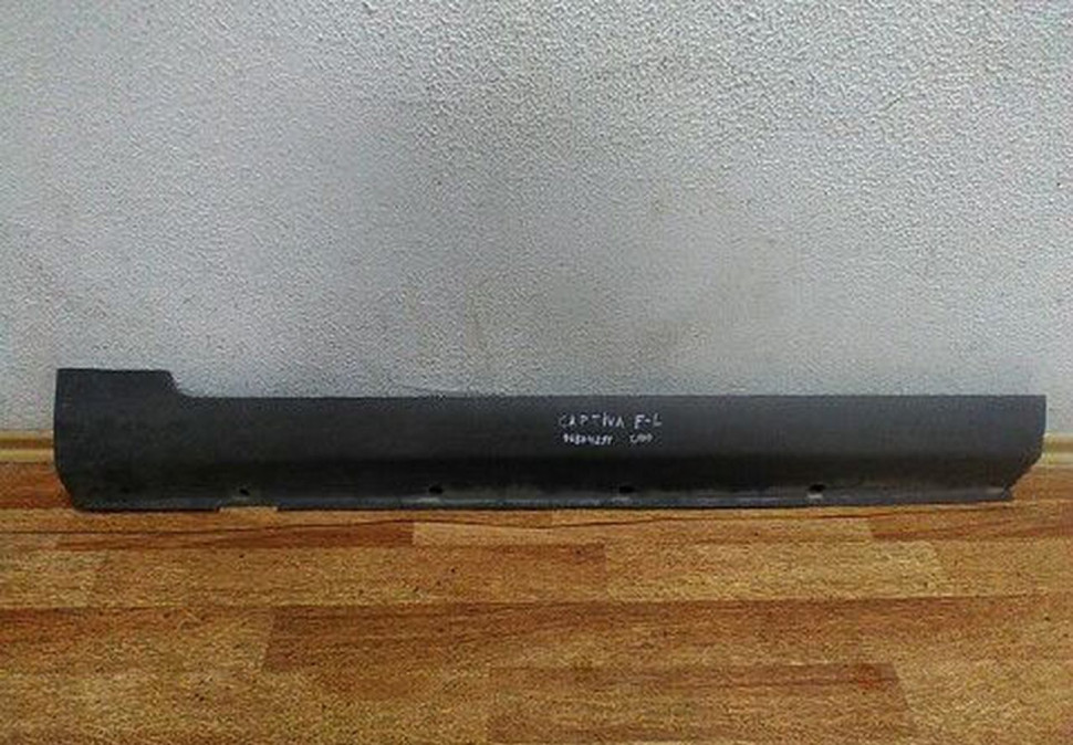 Накладка порога передняя левая Chevrolet Captiva c100 oem 96804211