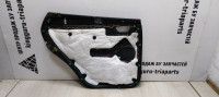 Обшивка двери задняя правая Hyundai Grand Santa Fe 3 (15-18) oem 83321B8000 (скл-3)