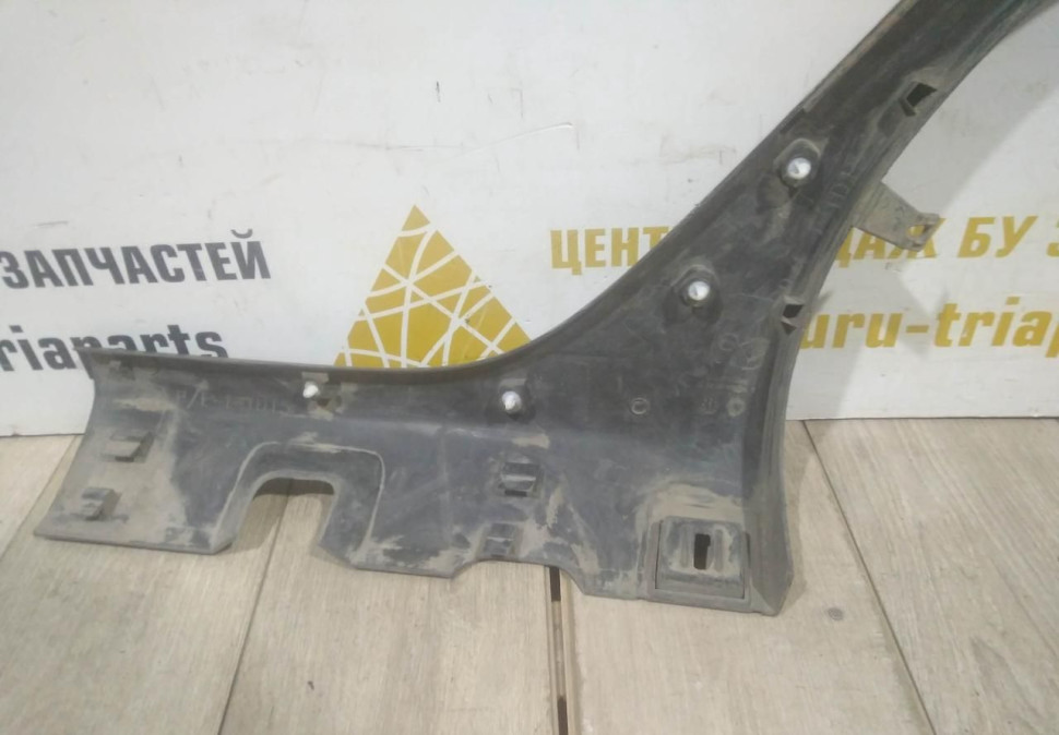 Молдинг крыла задний правый бу Renault Sandero 2 OEM 788A20172R
