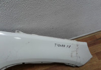 Крыло переднее правое Volkswagen Tiguan (07-16) вмятина