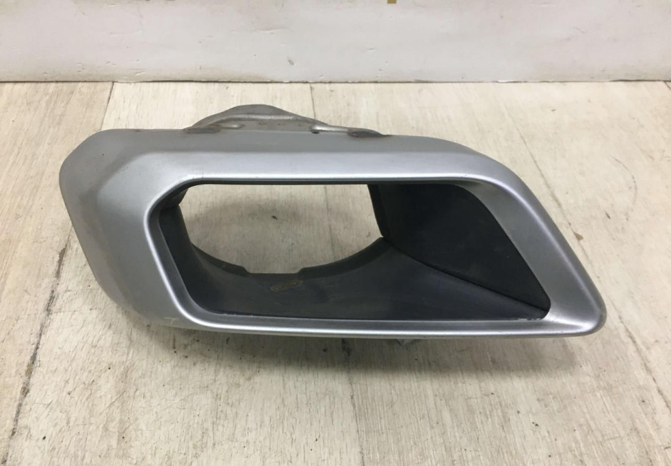 Насадка глушителя правая BMW X5 G05 OEM 51127493626