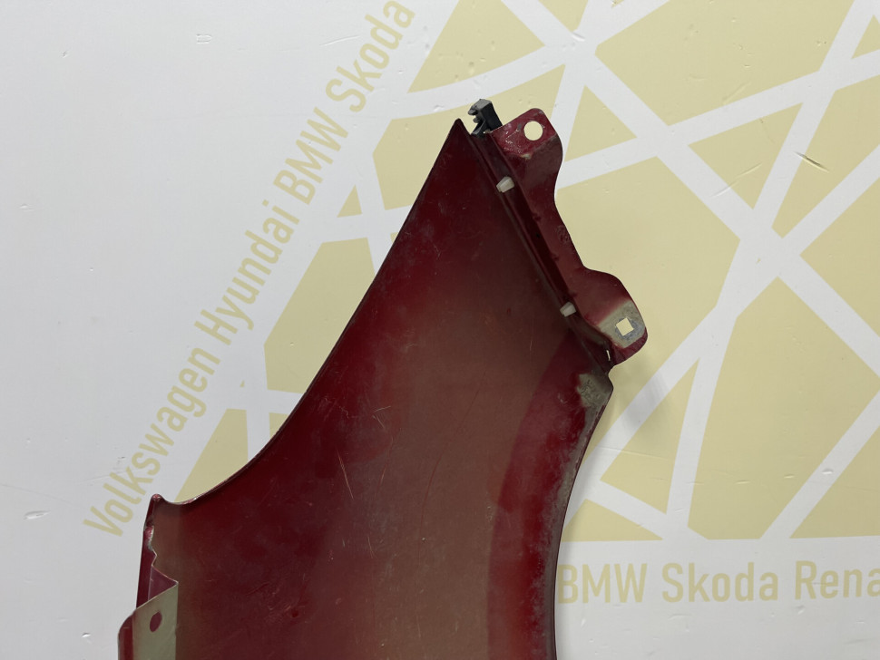 Переднее крыло левое Hyundai I20 08-12 663111J000