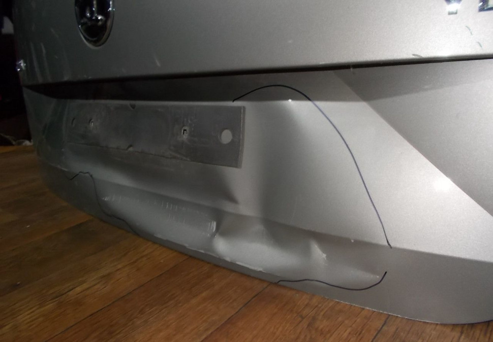 Крышка багажника бу Skoda Yeti рестайлинг OEM 5L6827025F