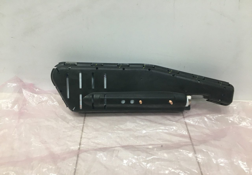 Подушка безопасности пасажирского сиденья Opel Meriva B OEM 13250508