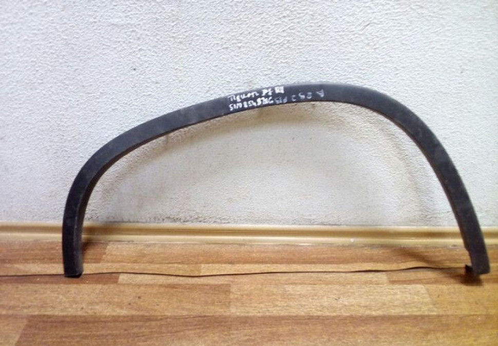 Расширитель арки крыла задний правый Volkswagen Tiguan Oem 5N0854820C