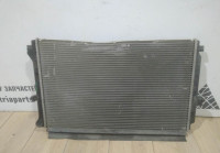 Радиатор охлаждения бу Skoda Octavia (1,4) OEM 5Q0121251GD