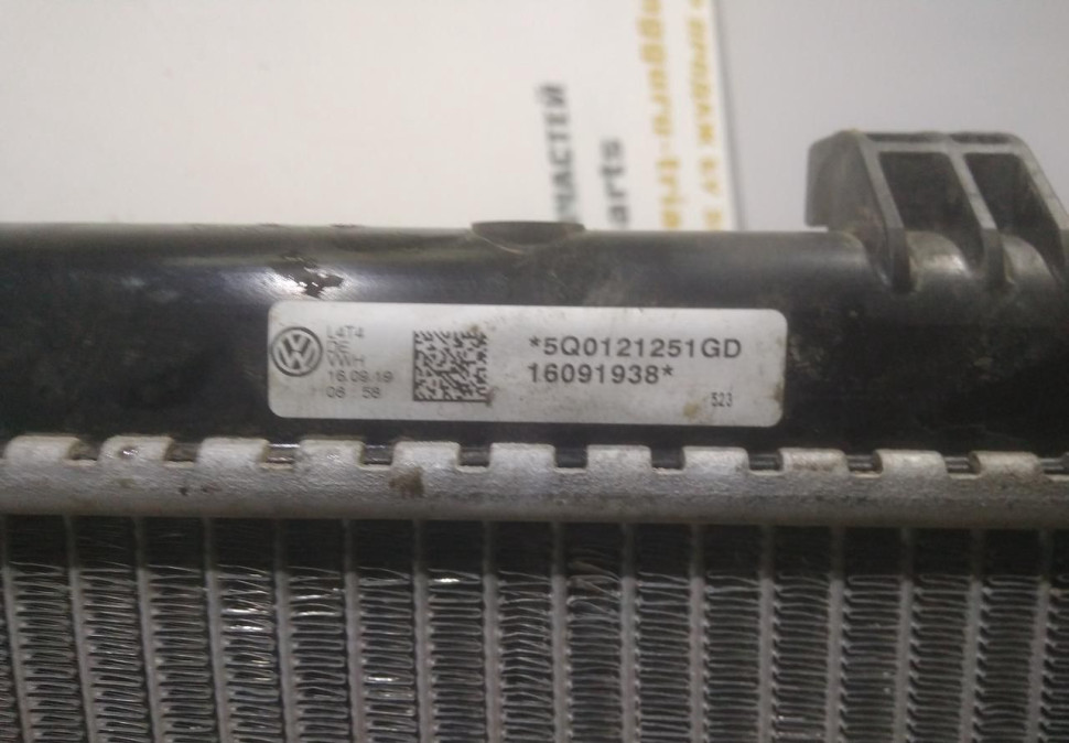 Радиатор охлаждения бу Skoda Octavia (1,4) OEM 5Q0121251GD Радиатор охлаждения бу Skoda Octavia (1,4) OEM 5Q0121251GD