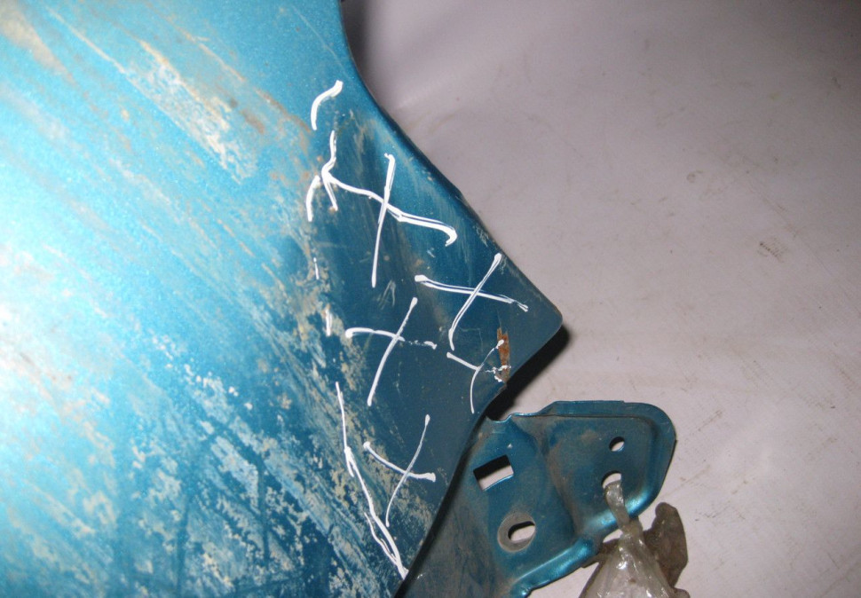 Крыло переднее правое Suzuki Sx 4 (вмятина)(скл-3)