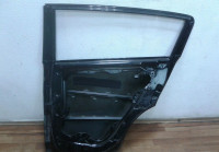Дверь задняя правая Kia Sportage 3 oem 770043W000 (вмятины)