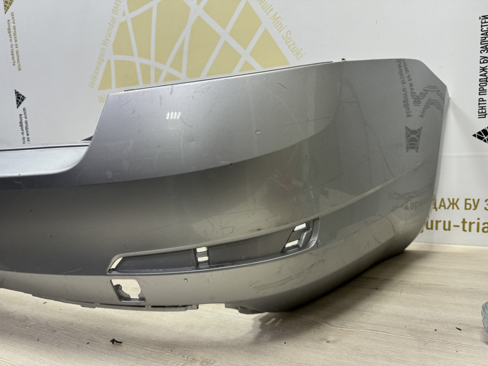 Бампер задний бу Skoda Octavia A7 OEM 5E5807421