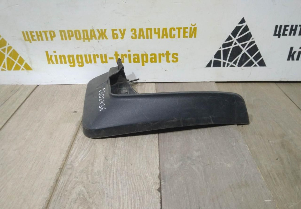Брызговик задний правый бу BMW X5 F15 OEM 82162302436