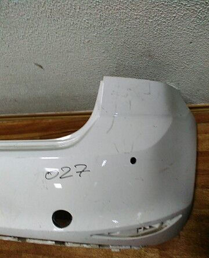 Бампер задний Volkswagen Golf 7 (12>) с трещиной oem 5g68007421 Бампер задний Volkswagen Golf 7 (12>) с трещиной oem 5g68007421