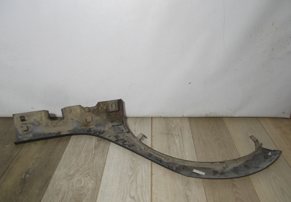 Молдинг крыла задний левый бу Renault Sandero 2 OEM 788A30590R Молдинг крыла задний левый бу Renault Sandero 2 OEM 788A30590R