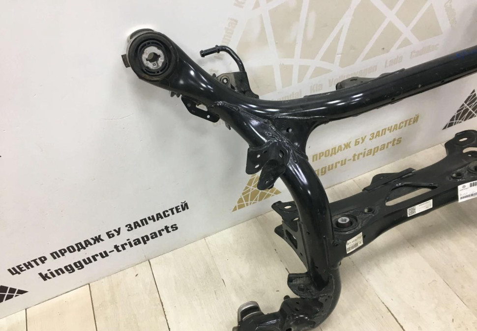 Балка задняя Audi Q7 OEM 4M0500025 Балка задняя Audi Q7 OEM 4M0500025