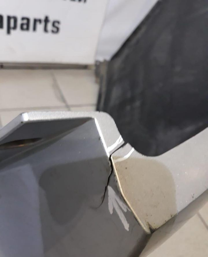 Бампер задний Toyota Highlander 2 OEM 5215948170 (скл-3)