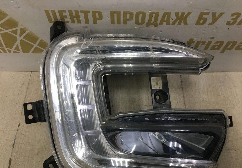 Фара ЛЭД LED противотуманная правая Renault Kaptur OEM 266006538R