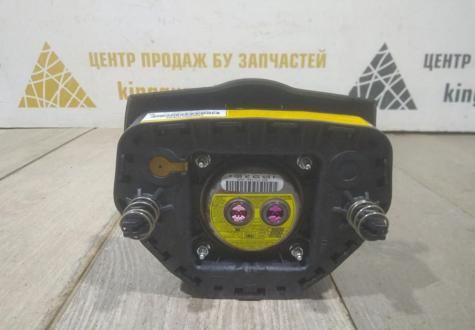 Подушка безопасности водителя Opel Zafira D OEM 13382222 Подушка безопасности водителя Opel Zafira D OEM 13382222