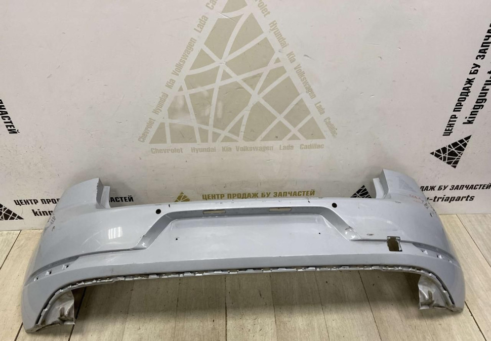 Бампер задний Volkswagen Golf 7 рестайлинг 2017 oem 5G6807421