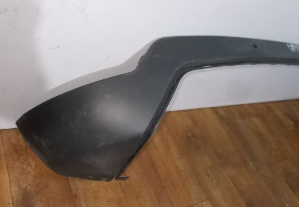 Спойлер заднего бампера бу Skoda Yeti рестайлинг OEM 5L6807521 (В)