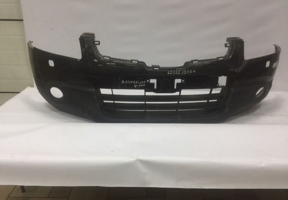 Передний бампер б/у Nissan Qashqai j10 до рестайлинга OEM 62022JD00H