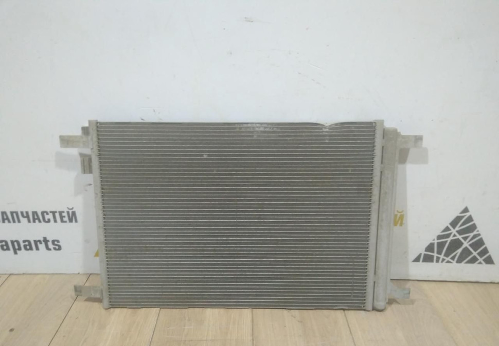 Радиатор кондиционера бу Skoda Octavia A7 OEM 5Q0816411BG Радиатор кондиционера бу Skoda Octavia A7 OEM 5Q0816411BG