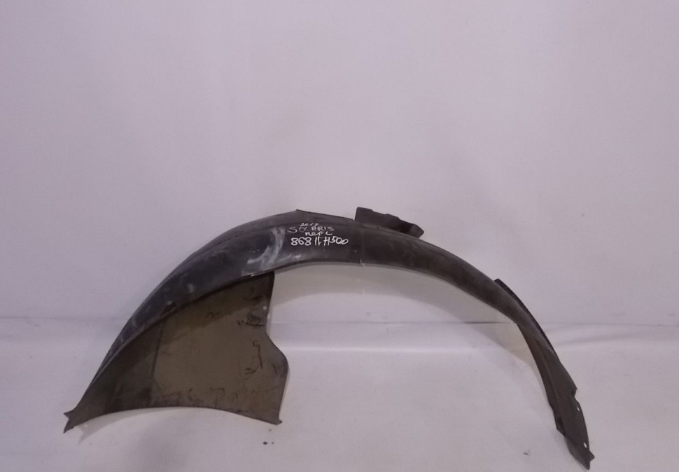 Подкрылок передний левый Hyundai Solaris 2 oem 86811h5000 (скл-3)