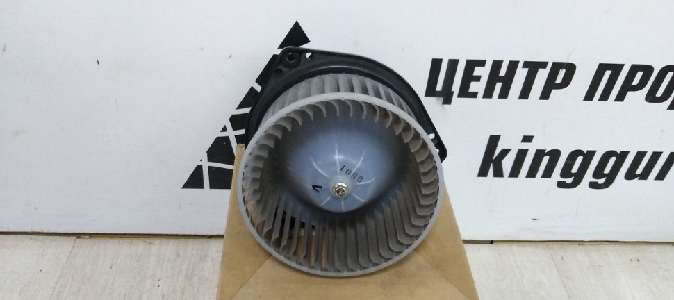 Моторчик печки Chevrolet Aveo oem 96539676
