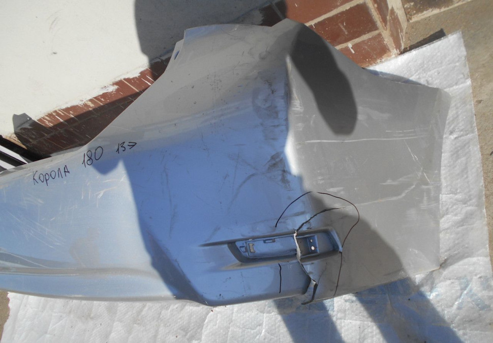 Задний бампер Toyota corolla e180 с деф (скл3) Задний бампер Toyota corolla e180 с деф (скл3)