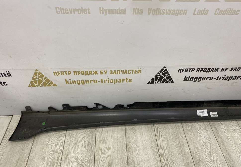 Порог правый BMW 3 G20 M-Pack OEM 51778099908