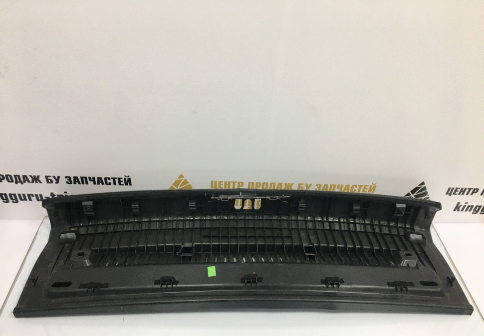 Обшивка задней панели Volkswagen Tiguan 1 2007 OEM 5N0863459