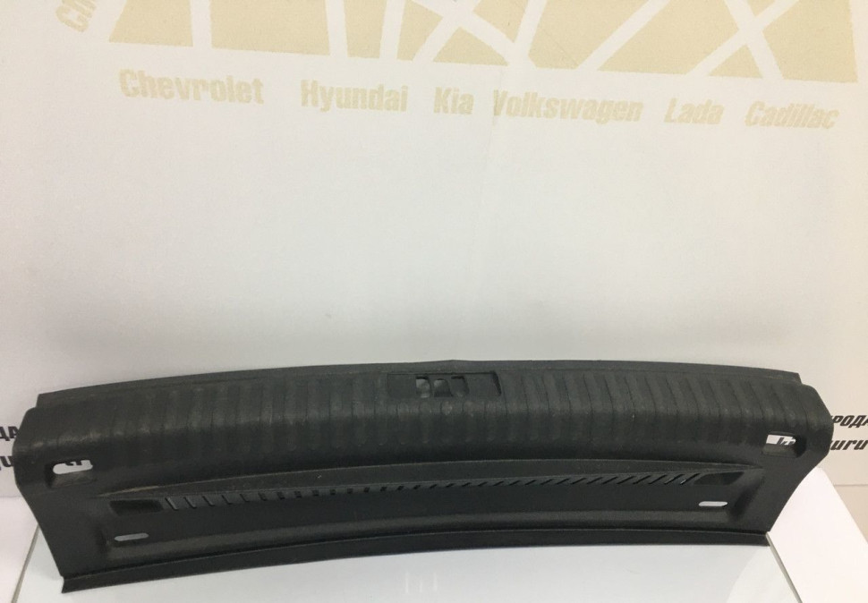 Обшивка задней панели Volkswagen Tiguan 1 2007 OEM 5N0863459 Обшивка задней панели Volkswagen Tiguan 1 2007 OEM 5N0863459
