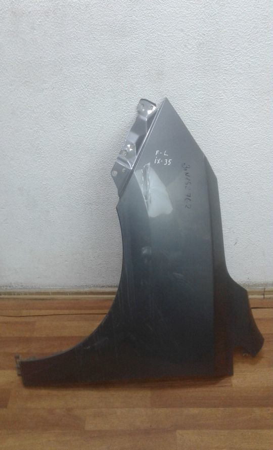 Крыло переднее левое Hyundai ix35 oem 663112S000 (мал. вмятина)