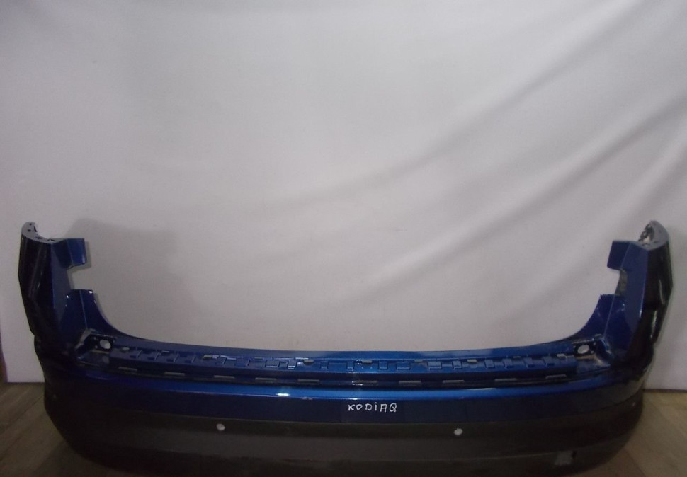 Бампер задний бу Skoda Kodiaq OEM 565807421