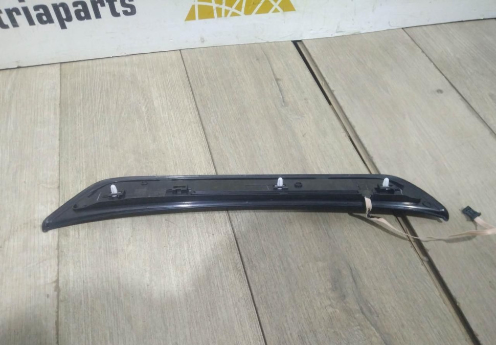 Накладка порога правая задняя с подсветкой бу BMW 6 G32 OEM 51477407024