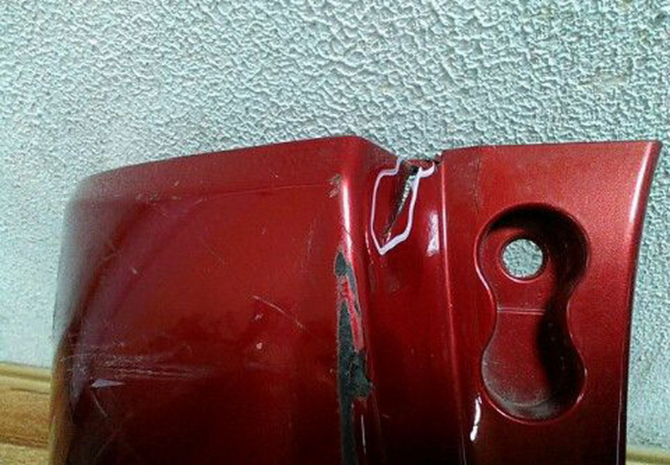 Бампер задний Lada XRAY (15>) вмятины, трещина oem 850220699r (скл-3) Бампер задний Lada XRAY (15>) вмятины, трещина oem 850220699r (скл-3)