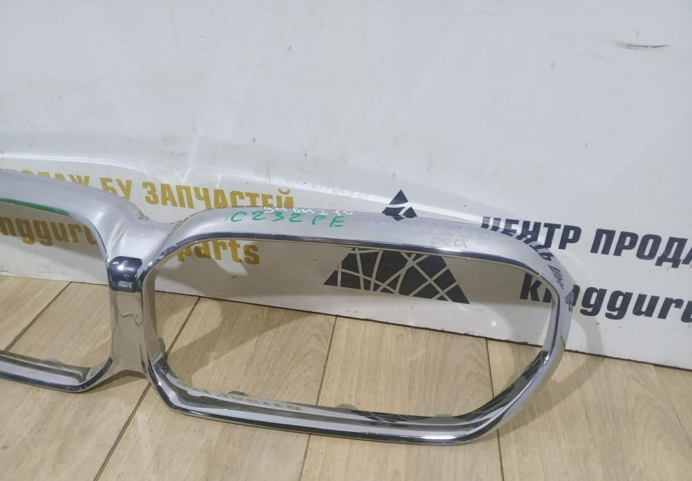 Молдинг решетки радиатора бу BMW 5 G30 M-Pack рестайлинг OEM 51139464210