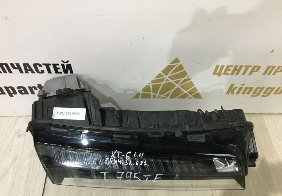 Дневной ходовой огонь ДХО левый Cadillac XT6 2020-2021 oem 84689413 Дневной ходовой огонь ДХО левый Cadillac XT6 2020-2021 oem 84689413