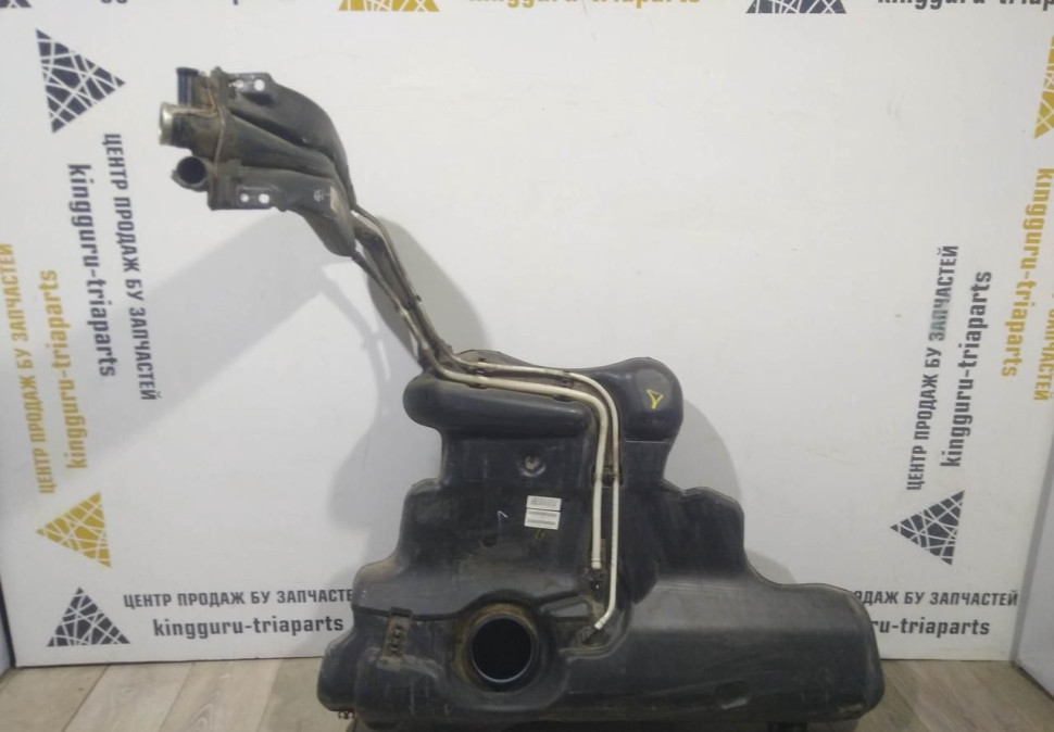 Бензобак бу Skoda Rapid OEM 6RU201085
