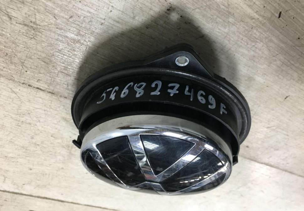 Ручки двери багажника Volkswagen Golf 7 OEM 5G6827469F