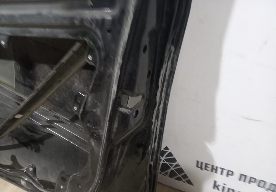 Дверь передняя правая Skoda Octavia A5 OEM 1Z0831052