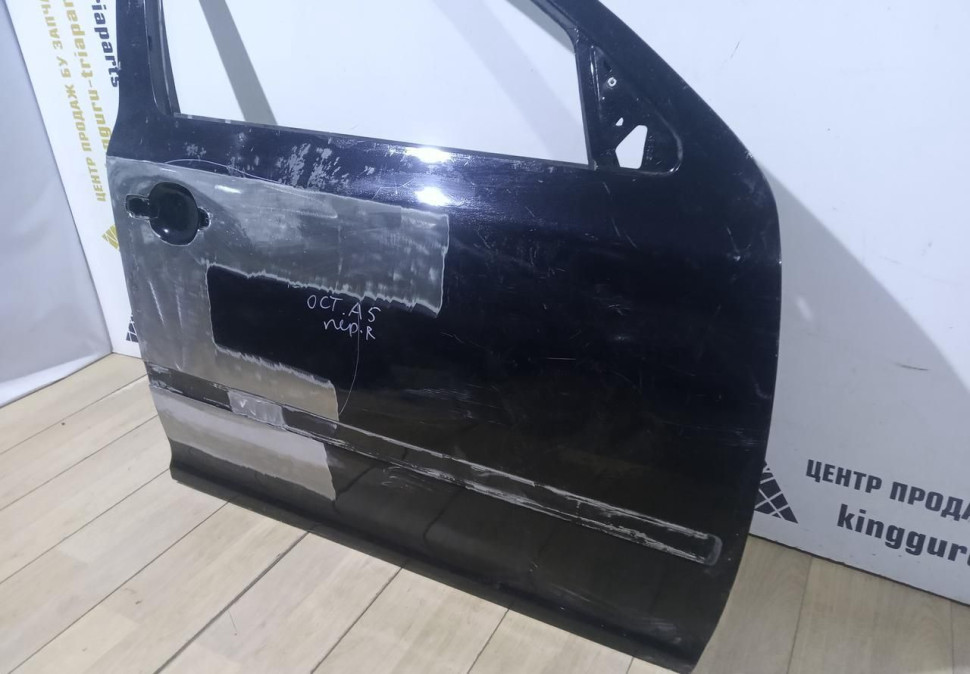 Дверь передняя правая Skoda Octavia A5 OEM 1Z0831052 Дверь передняя правая Skoda Octavia A5 OEM 1Z0831052