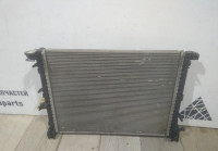 Радиатор охлаждения бу Renault Kaptur OEM 214108042R